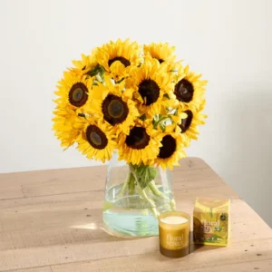 British Sunflowers and Floral Street Candle gift set Image